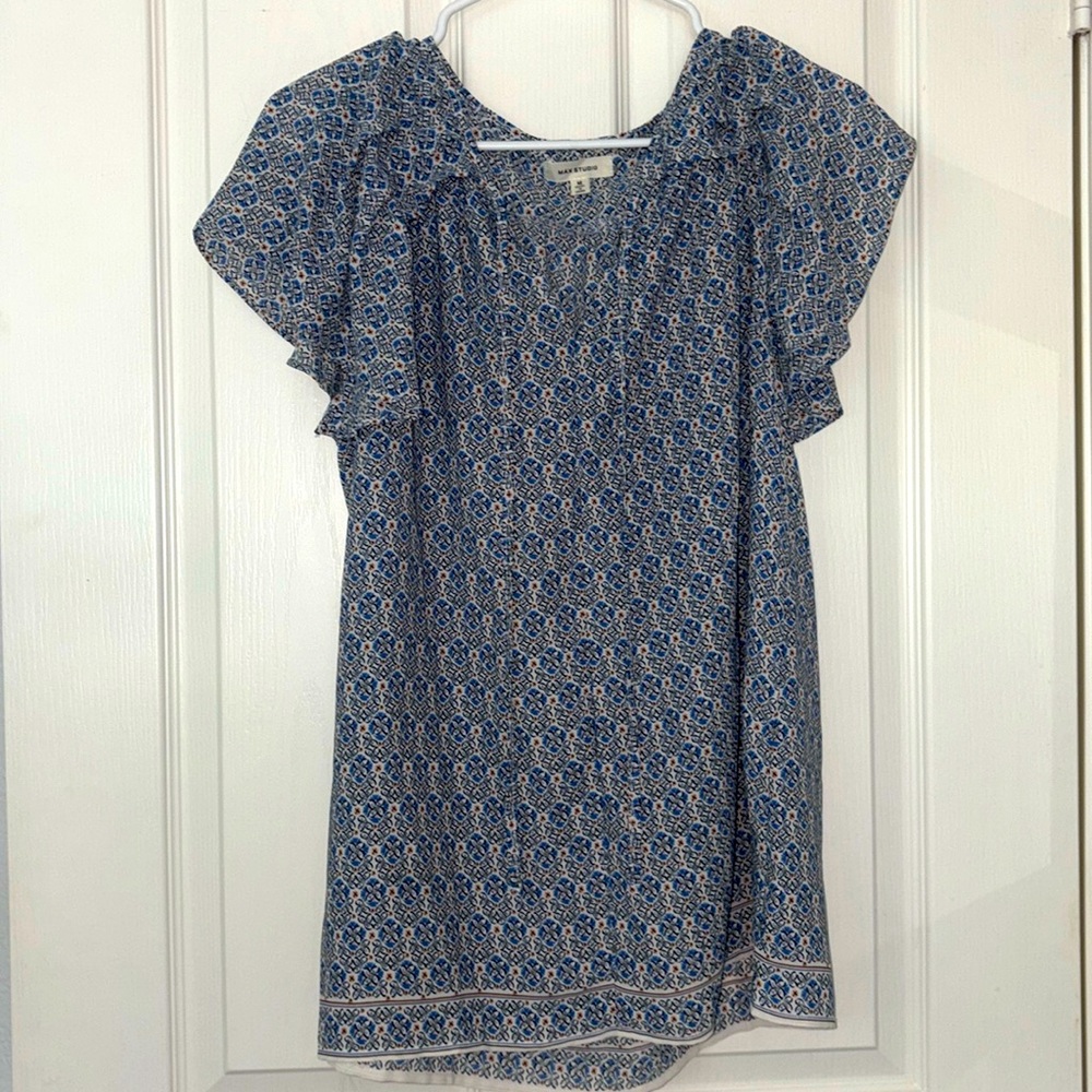 Max Studio Navy and White Patterned Blouse